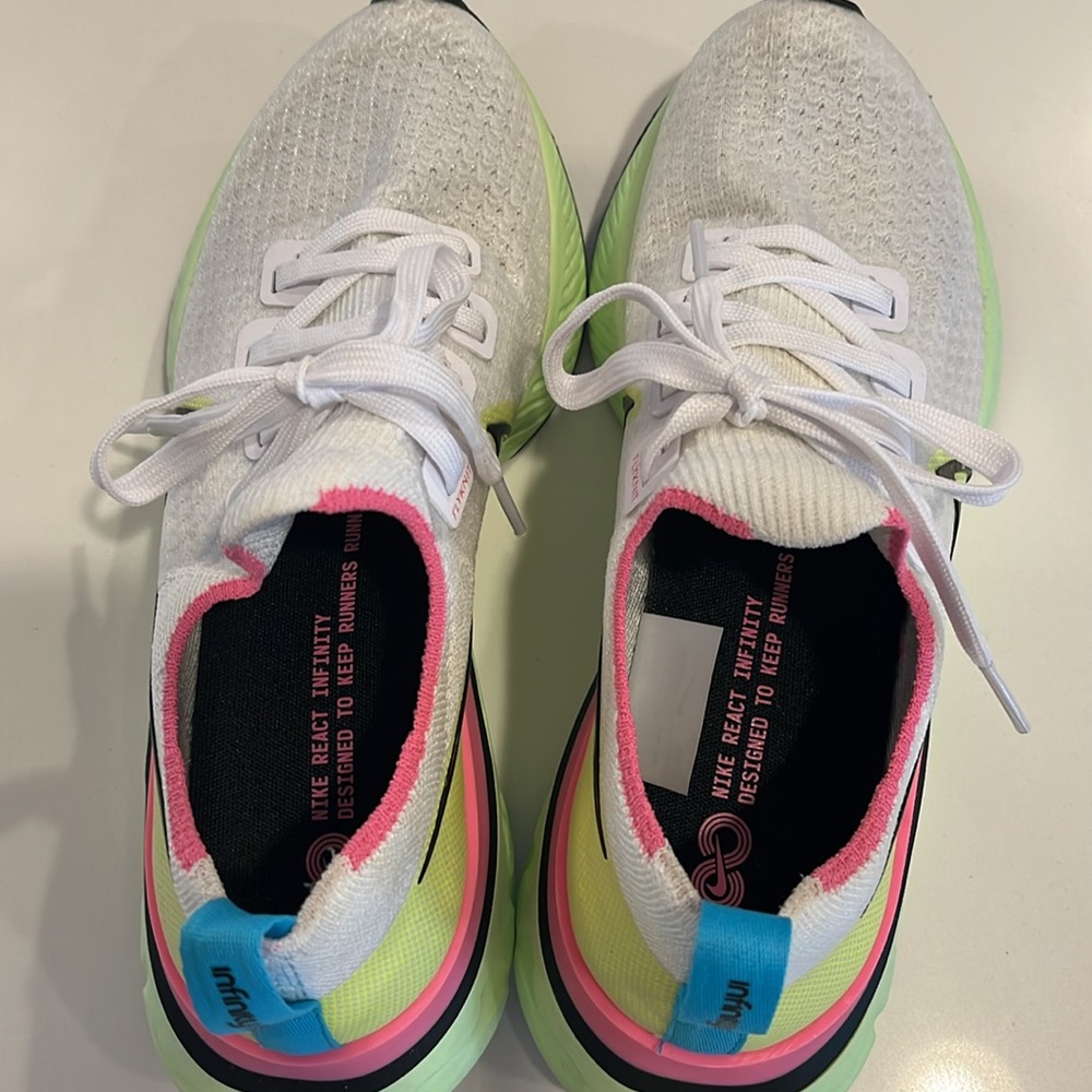 NIKE React Infinity Flyknit running shoes.  Women’s size 7.5. Volt pink glow. - Picture 7 of 12